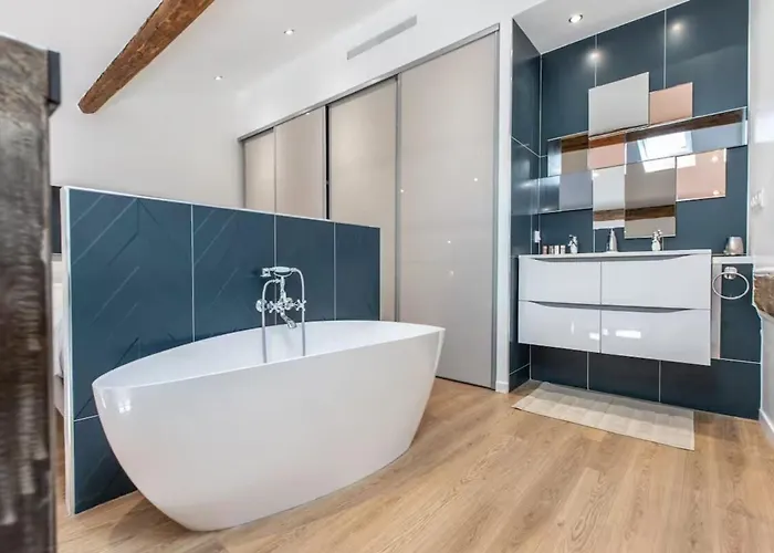 Apartment Forville By Halldis