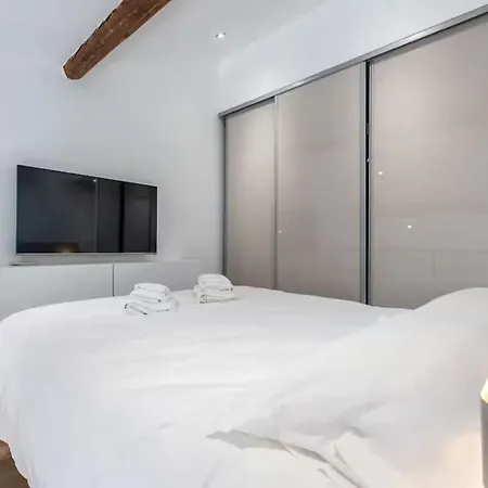 Forville By Halldis Apartment