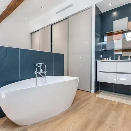 Apartment Forville By Halldis